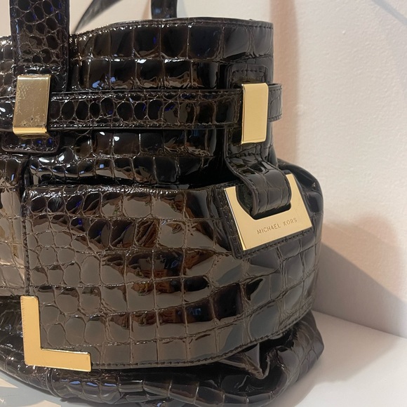 Michael Kors Brown Patent Leather Shoulder Bag - Picture 2 of 6